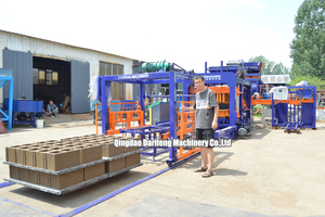 Qt10-15 hoàn toàn tự động Khóa liên động lát Khối Máy làm gạch rỗng máy làm ở Ethiopia - Product Image 3