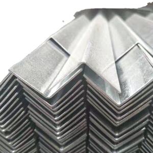 Barre d'angle en <span class=keywords><strong>acier</strong></span> galvanisé SS400/S275jr 4 #/5 # /<span class=keywords><strong>40x40x4</strong></span>/ C <span class=keywords><strong>acier</strong></span> galvanisé 6m <span class=keywords><strong>prix</strong></span> - Product Image 1