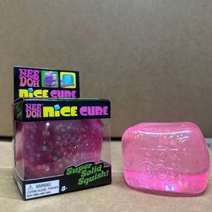 Nouveaux jouets anti-stress Needoh Squishy qui brillent dans le noir, stock local aux États-Unis, jouets sensoriels doux, livraison rapide - Product Image 1
