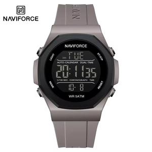 Nuevo Reloj Deportivo de Moda para Hombre 7117, Digital, Luminoso, Resistente al Agua 3BAR, Pantalla LED, Visualización del Día de la Semana, Correa de Silicona - Product Image 3