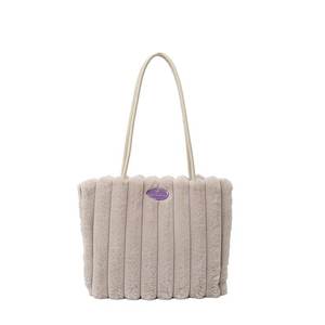 Sac à main bandoulière en PU pour femme, petit format, style selle, texture haut de gamme, tendance et élégant, pour femme mature, avec lettres - Product Image 1