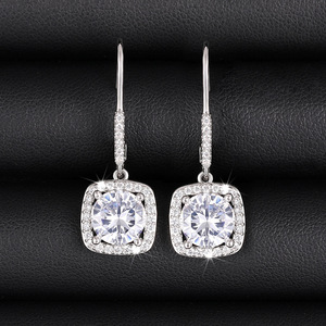 Orecchini Pendenti Geometrici Quadrati e Rotondi, Gioielli Eleganti e Minimalisti di Lusso per Donne - Product Image 5