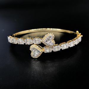 Bracelet élégant en or rose 14 carats et diamants avec 1.68 TCW Iced Out Double Heart Tennis Design - Product Image 1