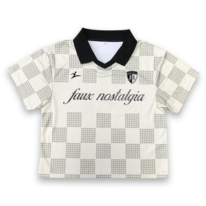 Camiseta corta de fútbol para mujer con diseño de sublimación personalizada - Product Image 2