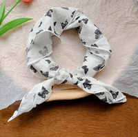Reversibele, op maat bedrukte katoenen bandana, om te vormen tot hoofdband, polsband, gezichtsbedekking, hondenhalsdoek, feestfavoren