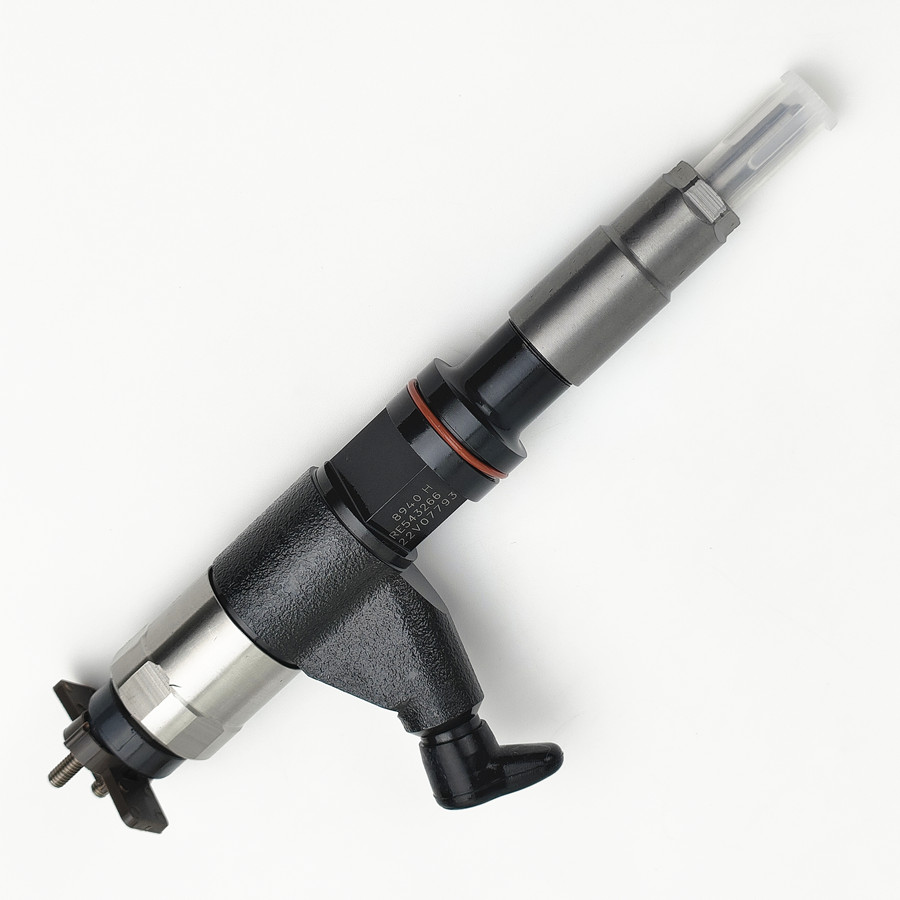 High Performance Diesel Injector 095000-8940 Common Rail Fuel Injetor RE543266 for TOYOTA