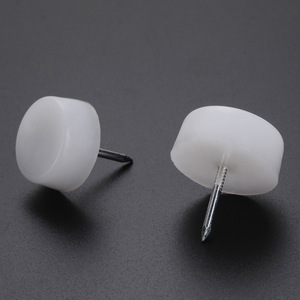 Almohadillas de fieltro para muebles, clavos de anclaje antideslizantes de nailon para patas de sofá y gabinetes - Product Image 1