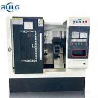 Tour CNC TCK40 entièrement automatique avec caractéristiques numériques Lit incliné 220V et petite structure de lit plat de table horizontale