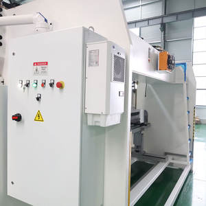 Prensa Plegadora CNC HUNSONE de 200t y 6000mm para Doblar Chapas Metálicas de 6 Pies de Longitud - Product Image 3