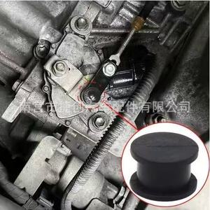 บูชยางแบบมีครีบ ขนาดแกน 10 มม. ความยาว 11 มม. สำหรับสายเกียร์รถยนต์ Volkswagen Skoda Audi - Product Image 5