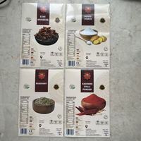 Étiquettes autocollantes en rouleau pour emballage alimentaire, avec impression de logo personnalisé, en papier métallisé imperméable.
