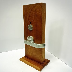 Cerradura Magnética Silenciosa para Puerta con Manija Dividida Moderna para Puertas de Edificios de Oficinas de Alta Gama - Product Image 3