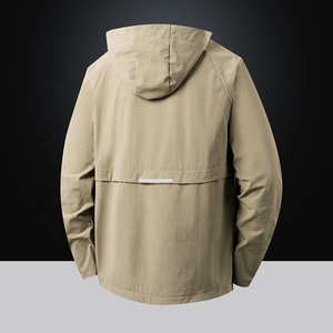 Ensemble de survêtement sportif pour <span class=keywords><strong>homme</strong></span>, coupe-vent, 2 pièces, réfléchissant, zippé, en nylon, streetwear, léger, résistant à l'eau, avec <span class=keywords><strong>capuche</strong></span> - Product Image 3