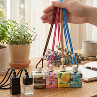 Diffuseur de parfum pour voiture à suspendre, flacon de parfum pour voiture, flacon de parfum suspendu pour voiture avec boîte
