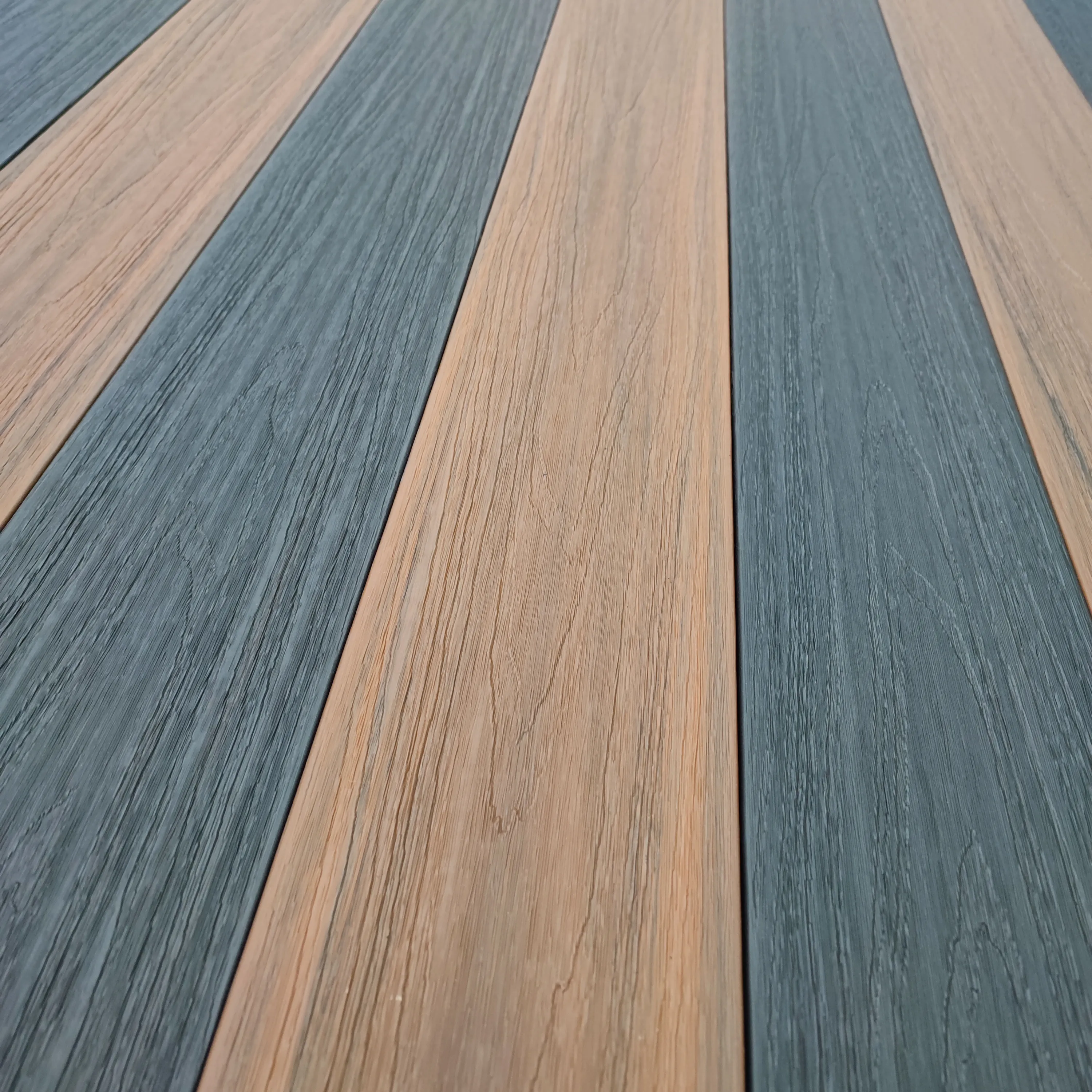 Co ép đùn sàn ngoài trời Composite decking bảng nhựa sàn gỗ đôi màu sắc WPC decking