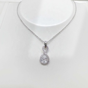 Collar minimalista de plata de ley 925 con piedra blanca, joyería fina, mejor amiga, circonita, cadena de oro de 18k, colgante. - Product Image 4