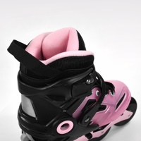 Patins à roulettes ajustables pour enfants, patins de slalom personnalisés pour l'extérieur, patins de vitesse haut de gamme, chaussures à roulettes professionnelles de luxe, quads en carbone