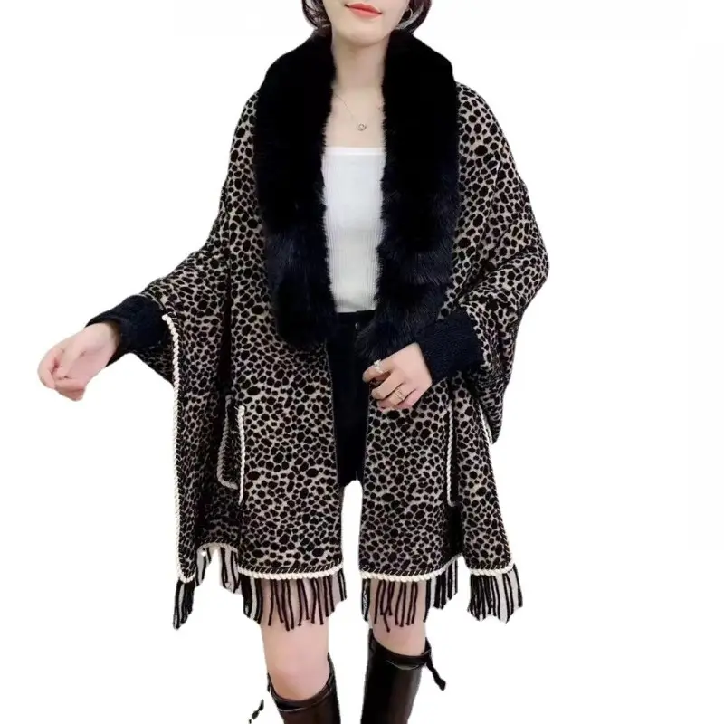 Donne alla moda plus size collo di pelliccia aperto davanti sciarpe leopardate scialli