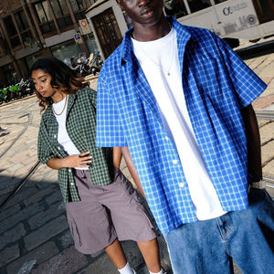 <span class=keywords><strong>Camicia</strong></span> da <span class=keywords><strong>uomo</strong></span> con bottoni <span class=keywords><strong>a</strong></span> <span class=keywords><strong>scacchi</strong></span> Premium <span class=keywords><strong>a</strong></span> maniche corte personalizzata alla moda - Product Image 3