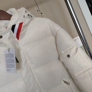 Modèle 2025 Veste en duvet pour homme et <span class=keywords><strong>femme</strong></span> de haute qualité, élégante et luxueuse, épaisse, 100% coton pur - Product Image 4