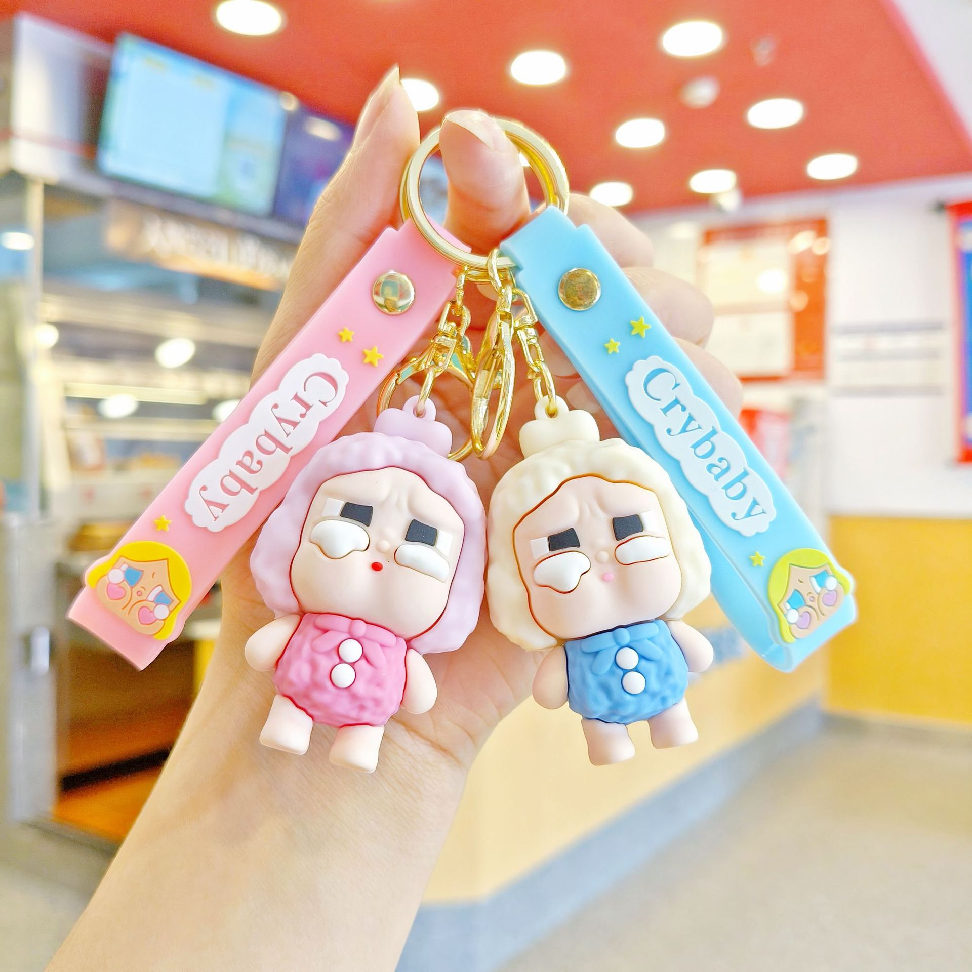Mini Cry Baby Keychain - Fun & Fashionable Gift for Kids