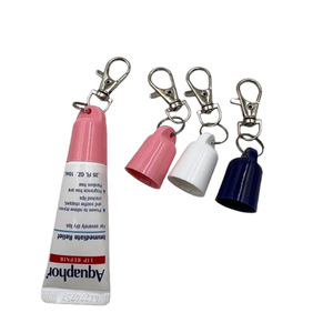 Nueva Funda Universal de Silicona con Anillo Antipérdida y Tapa Desmontable para Bálsamo Labial Summer Fridays de 0.5 oz - Product Image 1