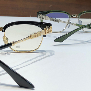 CH8224 Men's and Women's Classic Chrom Optical Glasses Heart Heavy Duty <strong>Frame</strong> Fashion Japanese Titanium Eyeglass <strong>Frames</strong> - Product Image 6