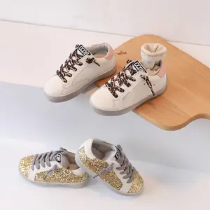 2023 suola sporca bambini stella scarpe da tavola in pelle studenti scarpe da scuola bambini ragazze paillettes bling sneakers casual