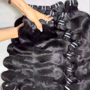 Cabello Humano Liso Natural a Granel para Trenzas, 100% Cabello Virgen Crudo Negro Natural, Doble Trama, Tejido de Una Sola Capa, Venta al Por Mayor - Product Image 1