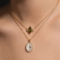 Collier hexagonal transfrontalier en améthyste à double lueur soleil-lune, style français, avec coquille blanche, chaîne en cuivre à huit maillons en forme de bambou et étoile en zircon