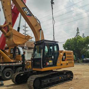 Excavatrice sur chenilles Caterpillar 320GC d'occasion, modèle 2022, 20 tonnes, roulements inclus, faible nombre d'heures de fonctionnement, excellent état mécanique - Product Image 1