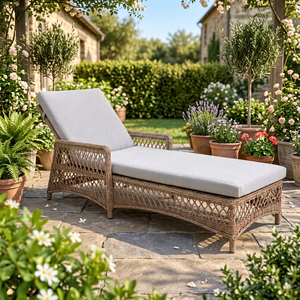 Tumbonas Modernas de Mimbre PE con Respaldo Ajustable, Estructura de Aluminio, Cojín Premium Resistente a los Rayos UV, Lujo para Exteriores, Villas, Parques y Hoteles - Product Image 4