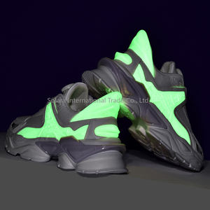 รองเท้าผ้าใบลำลองผู้ชาย ดีไซน์เนอร์ คุณภาพสูง สะท้อนแสง รองเท้ากีฬาวิ่ง รองเท้าเดิน 2025 ฤดูใบไม้ผลิ ฤดูใบไม้ร่วง ฤดูหนาว หน้าผ้าตาข่าย - Product Image 6