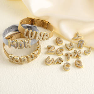 ASJEWELRY Bracciali <span class=keywords><strong>con</strong></span> Alfabeto a Fascia Larga in Oro e <span class=keywords><strong>Argento</strong></span> per Donne, Gioielli <span class=keywords><strong>con</strong></span> Iniziali, Zirconi AAA, 26 Lettere, Bracciali Personalizzabili <span class=keywords><strong>con</strong></span> <span class=keywords><strong>Nome</strong></span> Brtb35 - Product Image 1