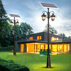 Lampadaire de jardin à double tête en laiton, LED lumière blanc chaud, extérieur IP66, abat-jour en verre, 3500K, AC 220V, détecteur de mouvement, alimenté par énergie solaire - Product Image 5