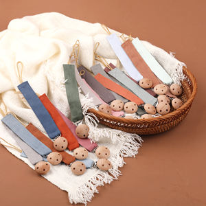 Porte-tétine pour bébé <span class=keywords><strong>personnalisable</strong></span> en gros Clip d'alimentation en chaîne en silicone et coton nouveau modèle - Product Image 2