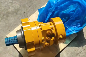 Moteur hydraulique pour chargeuse sur pneus 358-5014 386-0956 3585014 11R1997 11R-1997 226B3 216B3 11R1997 - Product Image 2
