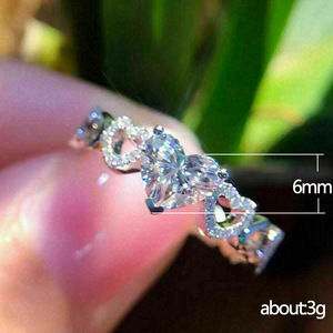 Anello a forma di cuore per donna, gioielli da dito romantici e minimalisti alla moda - Product Image 5