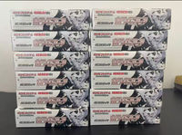 Vendu comme des petits pains chauds : Nouvelles boîtes Pokémon originales japonaises SV11W White Flair Deluxe Booster Pack, cartes illustrées et cartes flash.