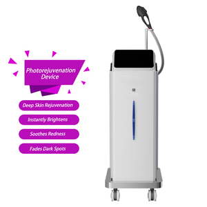 Appareil de rajeunissement cutané BBL : Stimule profondément le derme, favorise la régénération du collagène et éclaircit le teint. - Product Image 3