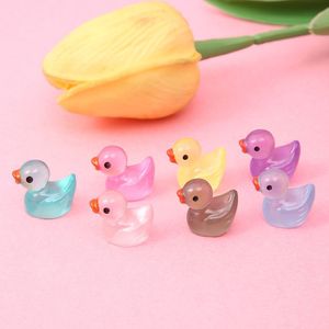 Figuras de patos que brillan en la oscuridad, adornos creativos en miniatura para decoraciones - Product Image 3