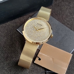 Montre-bracelet à quartz luxueuse pour fille avec cadran orné de cristaux sans aucune indication et affichage à double aiguille - Product Image 6