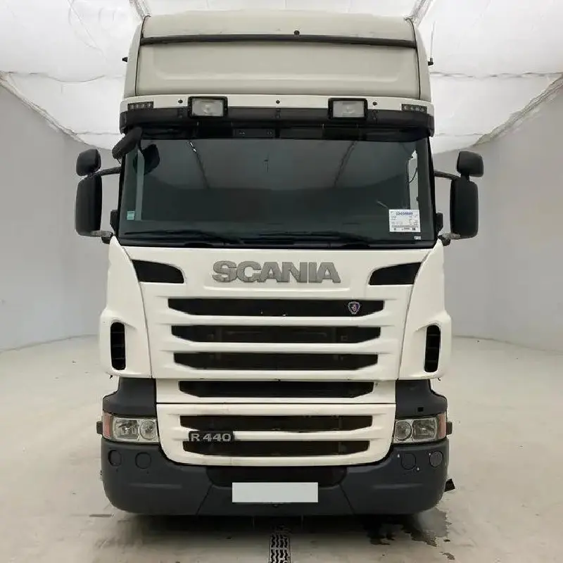 Giá rẻ nặng bán Trailer đầu 6x4 Scania đầu được sử dụng để bán xe tải máy kéo