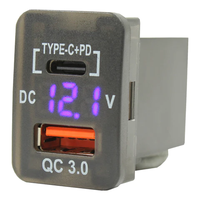 Chargeur rapide de voiture USB Type C QC3.0 avec voltmètre LED 12-24V pour Toyota Landcruiser 	 Hilux FJ Cruiser