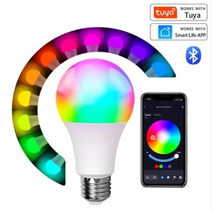 Ampoule LED Dimmable RGBCW AC110V E26 avec télécommande 2.4G et application mobile Tuya pour le contrôle Ra80 CCTRGB - Product Image 1