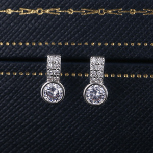 Orecchini Scintillanti a Doppia Fila per Donne, Gioielli Eleganti e alla Moda - Product Image 6