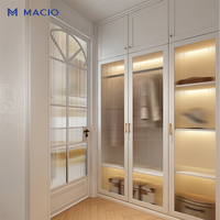Armoires de luxe en bois blanc de style français MACIO, dernières conceptions pour filles avec rangements, petites vestiaires en MDF pour chambre et villa
