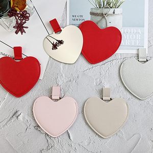 Portable Heart-Shaped Mini Cosmetic Pocket <b>Makeup</b> <b>Mirror</b> Personalized Single-Sided PU Leather Purse - Product Image 2