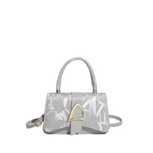 Sac bandoulière femme tendance 2026 avec boucle, sac à l'épaule mode pour femme - Product Image 3