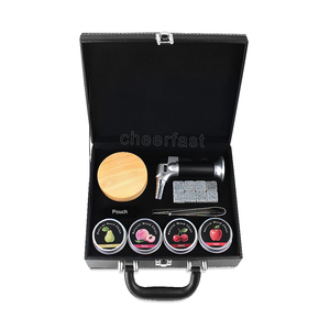 Kit de fumoir à cocktails en cuir PU noir à faible MOQ et kit de fumoir à whisky en bois avec torche infuseur, 4 <span class=keywords><strong>copeaux</strong></span> de bois, ensemble de fumoir - Product Image 2